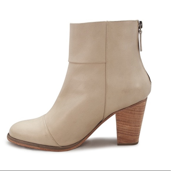 Fortress of Inca Micaela boot in cream, size 8 - Picture 2 of 9